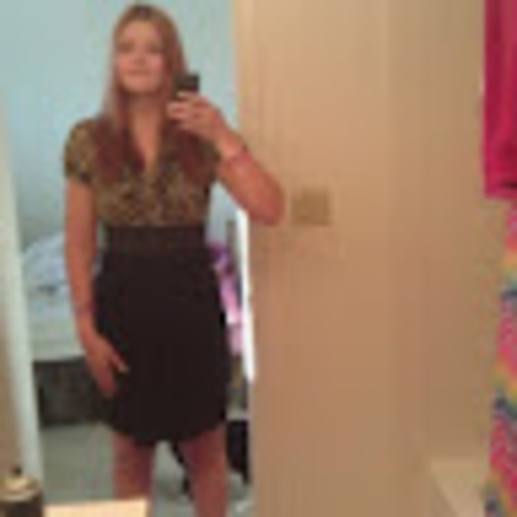 Meet your Posher, Kristine - Picture 1 of 1